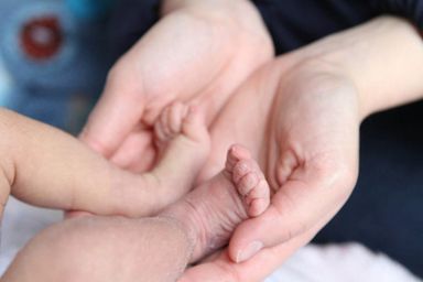 Fundação Ecumênica de Proteção ao Excepcional é responsável por programa de triagem neonatal no Paraná
