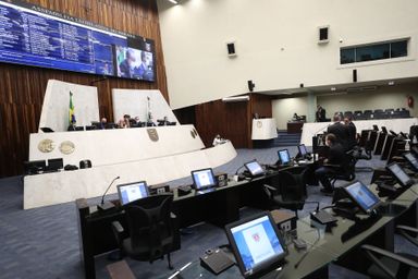 Deputados derrubam veto em projeto que proíbe aumento de pedágio quando houver atraso de obras