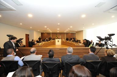CCJ aprova emendas a projeto que trata de subvenções do Estado a hospitais filantrópicos