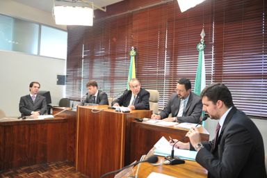 Comissão de Finanças aprova transferência do Hospital Regional de Ponta Grossa para a UEPG