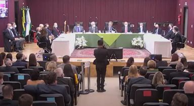 Comissão Executiva da Assembleia Legislativa participa da posse do novo presidente do TRE-PR