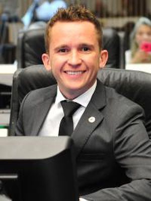 Foto do deputado Rodrigo Estacho