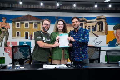 Deputado Goura (PDT) assina carta-compromisso e defende integração da Região Metropolitana de Curitiba para enfrentar emergência climática