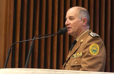 Legislativo presta homenagem ao Corpo de Bombeiros