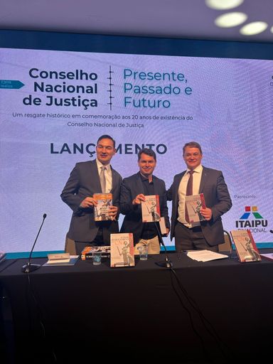 Deputado Alexandre Curi (PSD) representa Assembleia Legislativa em evento que celebra 20 anos do CNJ