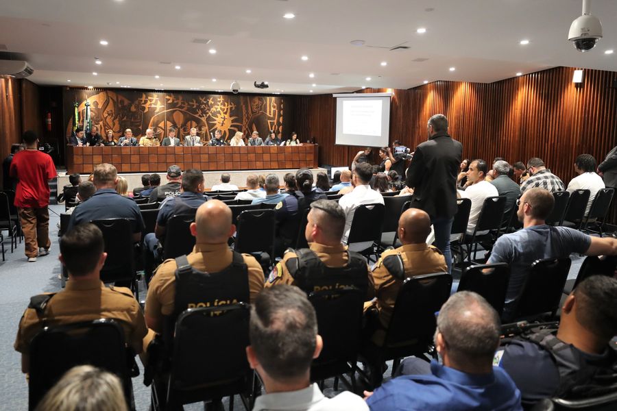 aud pub direitos humanos policiais