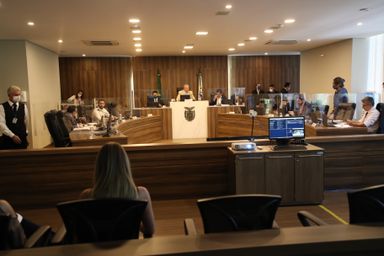 CCJ aprova admissibilidade da PEC do espanhol