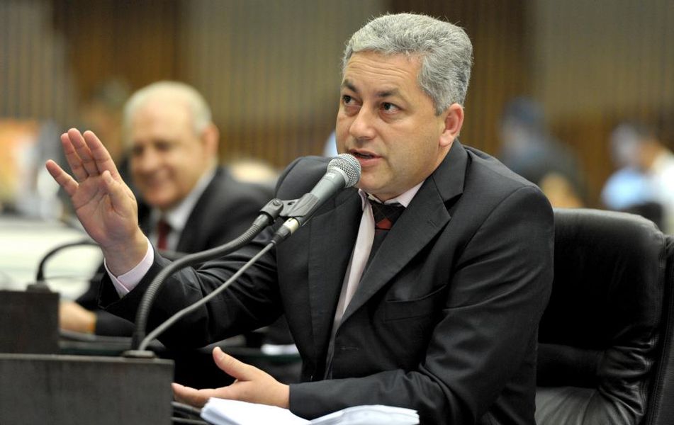 Deputado Douglas Fabrício (MD).