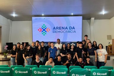 Ações de educação política, cidadania e capacitação marcam a participação da Assembleia Itinerante na Expo Umuarama 2026