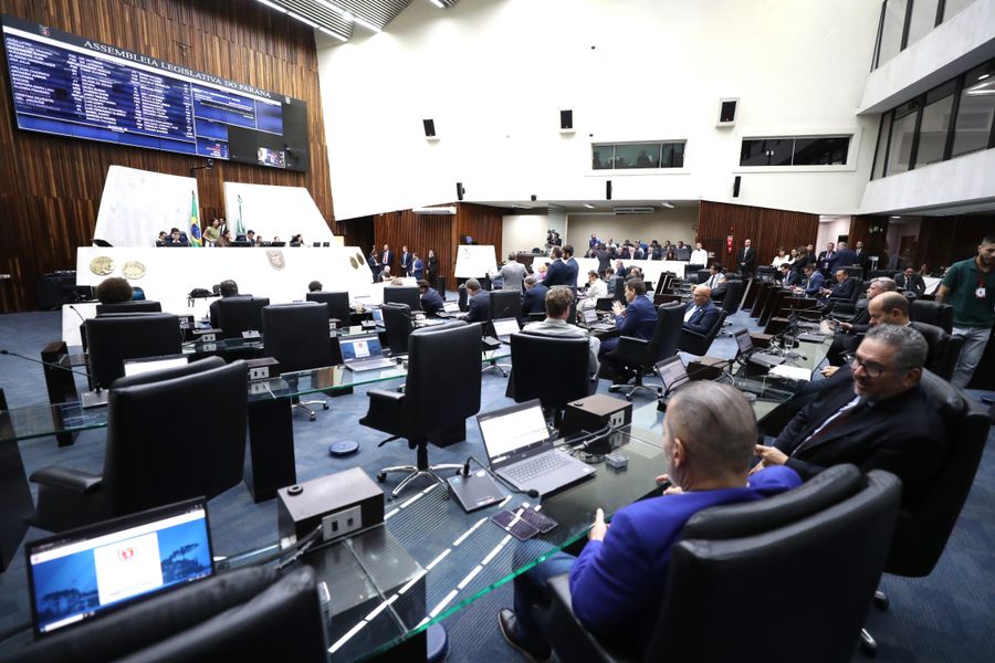 sessões 24032026