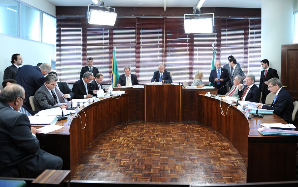 Comissão de constituição e justiça