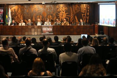 Seminário debate problemas e soluções para o combate à criminalidade