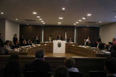CCJ aprova só uma emenda ao projeto que cria Programa de Compliance