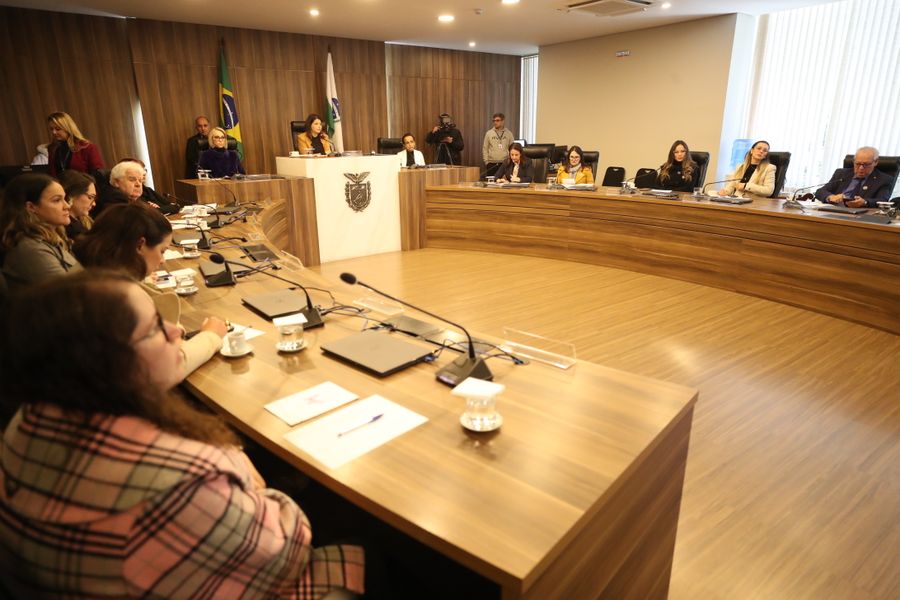 mesa redonda x