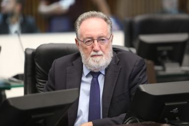 Deputado pede apoio do governo para Londrina sediar Escola de Sargentos