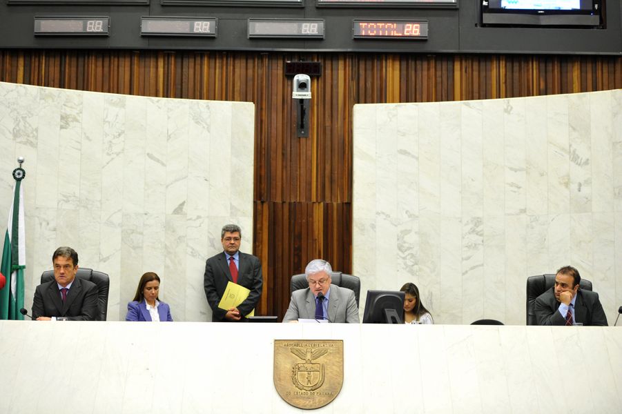 Rossoni - anuncio do ato - limite de verba