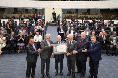 Assembleia Legislativa homenageia o empresário Adonai Aires de Arruda