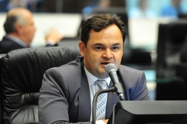 Deputado defende a instalação de câmeras de reconhecimento facial em locais públicos
