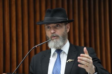 Deputado Delegado Tito Barichello (União) propõe levantamento inédito sobre pessoas em situação de rua no Paraná