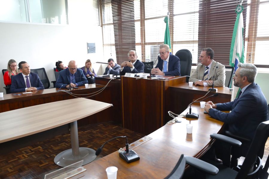 reunião projeto habitação