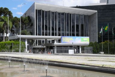 Assembleia nos Bairros e debates sobre internamento compulsório e doenças raras marcam semana no Legislativo