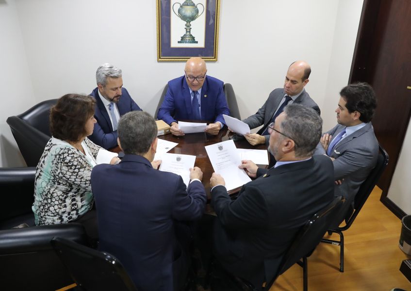 com orçamento 07052025