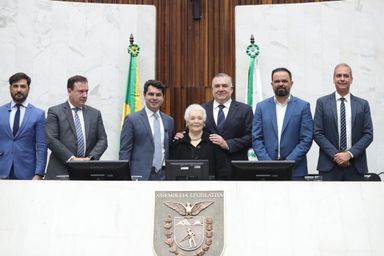 Assembleia Legislativa celebra o Dia dos Professores e reconhece o papel essencial dos educadores