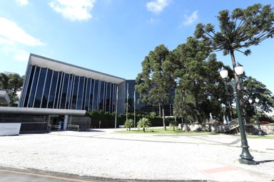 Regularização fundiária urbana é destaque na agenda da Assembleia