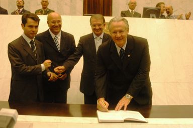 Orlando Pessuti Toma Posse Na Assembleia Legislativa