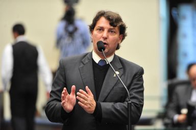 Assembleia derruba veto e concessionárias de pedágio terão que divulgar cronograma de obras