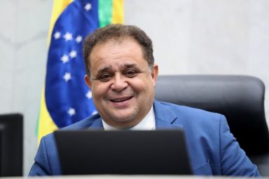 Dia do Assessor Parlamentar celebra profissionais que aproximam o Legislativo da população, destaca deputado Batatinha (PSD)