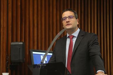 Deputado Homero afirma que Compagas não pode repassar tarifa de outorga para usuários