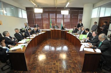 CCJ aprova projeto alterando lei que modificou remuneração dos procuradores do Estado