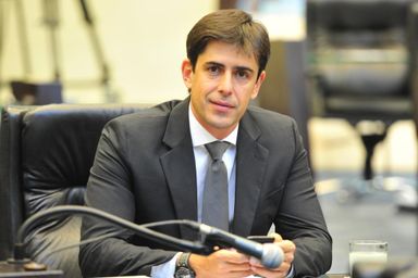 André Bueno defendeu o incentivo aos esportes e a extensão da Lei da Ficha Limpa