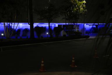 Assembleia está colorida de azul na semana de prevenção e enfrentamento ao tráfico humano