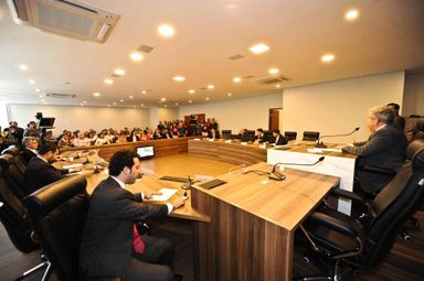 CCJ aprova emendas de Plenário a projeto que disciplina eleição de diretores de escolas