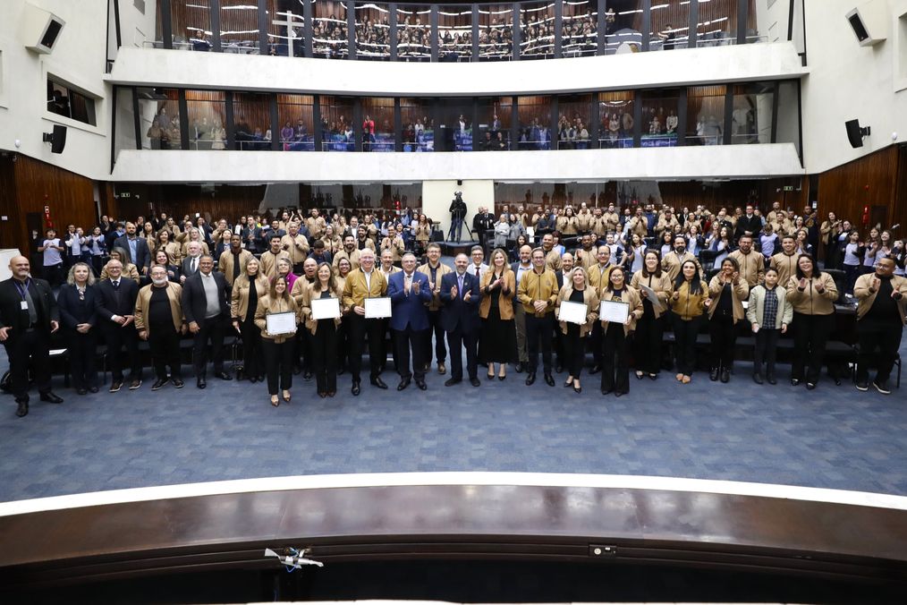 Os 130 anos da Educação Adventista no Brasil são celebrados na Assembleia Legislativa