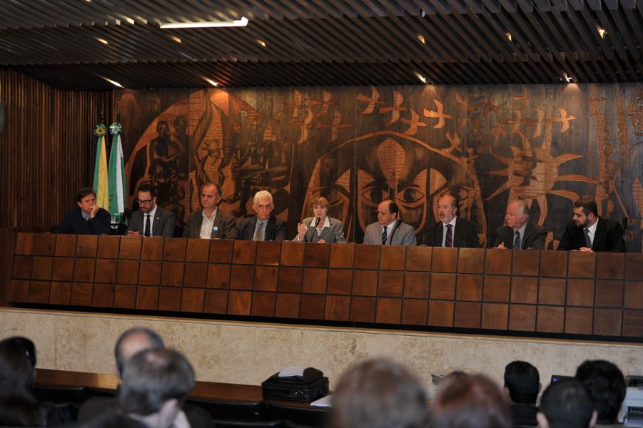 Audiência pública nesta segunda-feira (20) no Plenarinho da Alep.