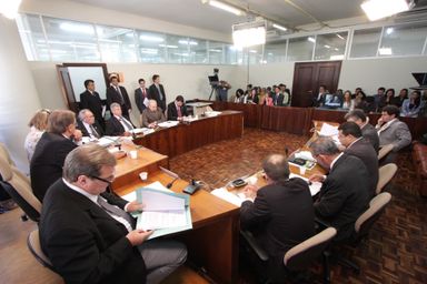 Projetos polêmicos concentram discussões da CCJ