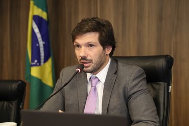 CCJ aprova proteção aos produtores de leite do Paraná, para beneficiar 70 mil famílias