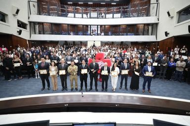 Assembleia Legislativa realiza Sessão Solene em homenagem aos profissionais da saúde que atuam no atendimento à população