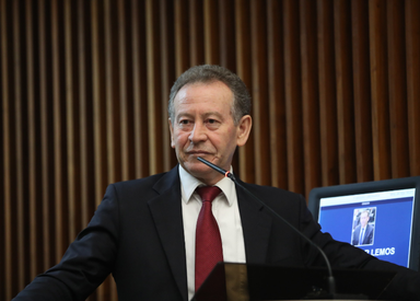 Deputado Professor Lemos (PT) entra com medida cautelar no TC e pede suspensão imediata do Programa Parceiro da Escola