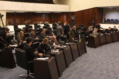 Legislativo anuncia pauta da sessão plenária da próxima segunda-feira (11)