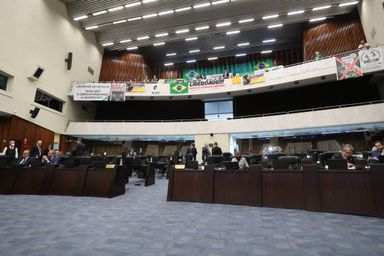 Assembleia Legislativa aprova proibição do passaporte da vacina no estado