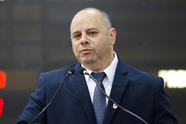 Mobilização contra tarifa mínima da Sanepar chega à ALEP