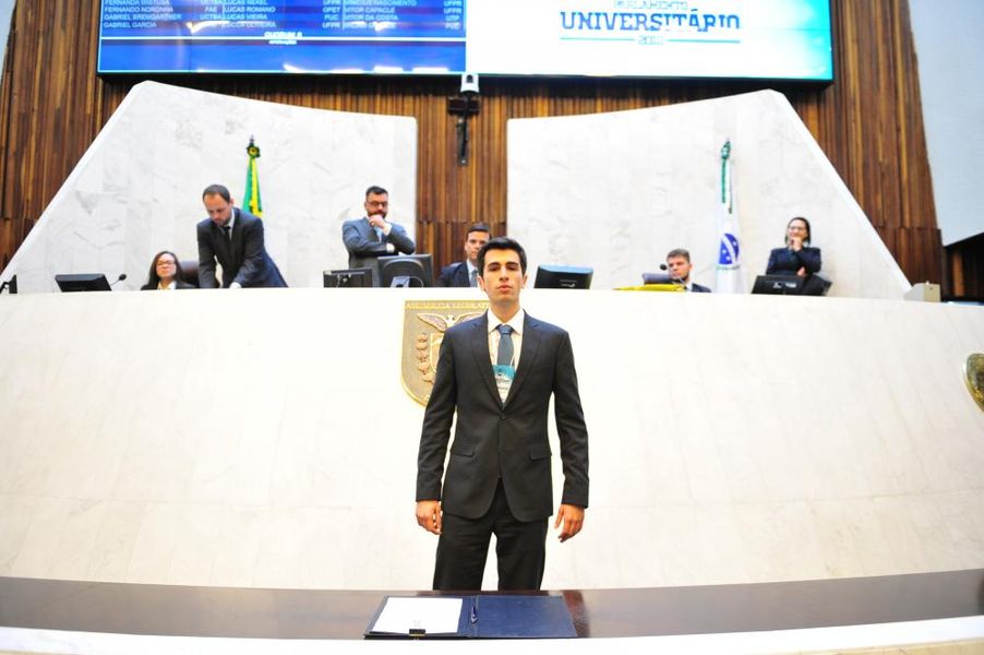 O Governador eleito, Gustavo Salles