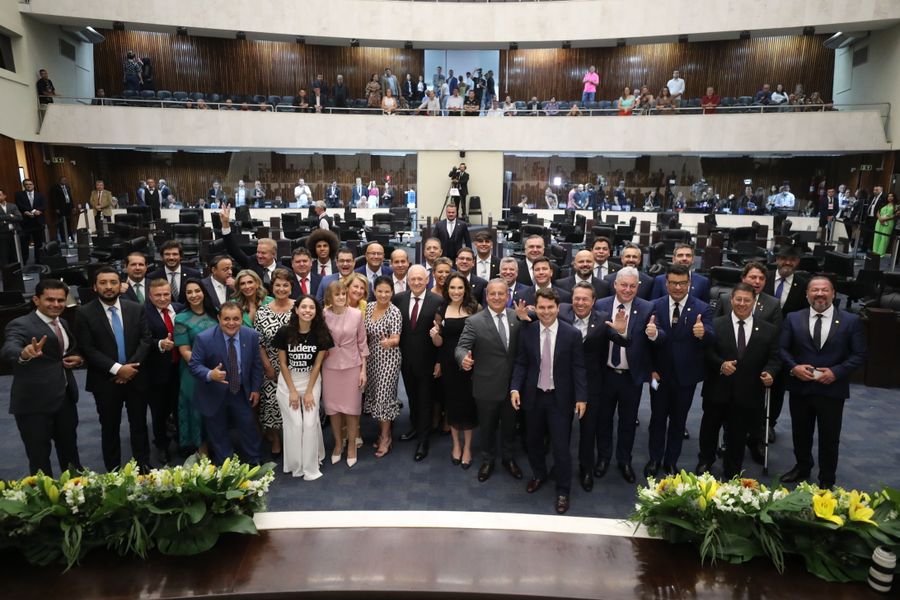 Posse Deputados 1