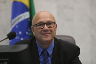 Lei valida diplomas de pós-graduação emitidos em Portugal e no Mercosul