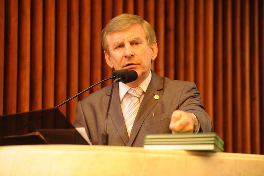 Deputado Elio Ruch (DEM).