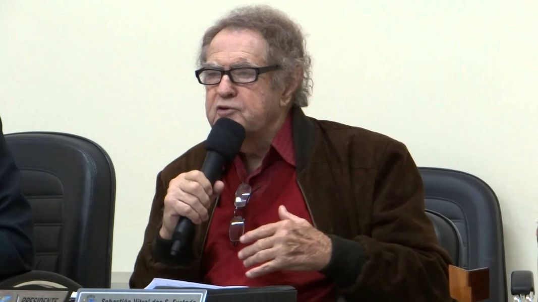 santinho furtado
